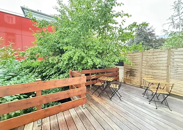 Le Gaston De Belair - 002 - 1st Floor - Shared Kitchen Daire *