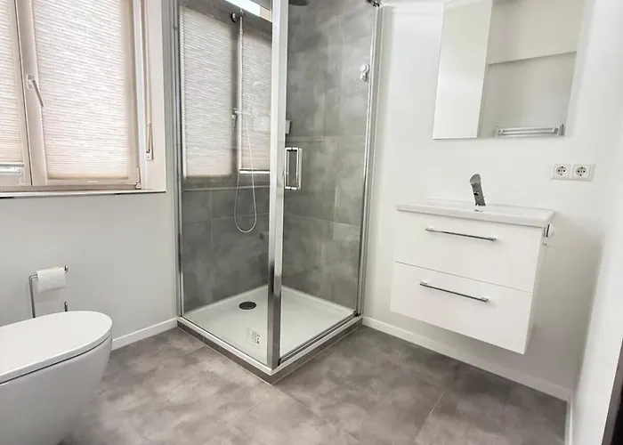 Le Gaston De Belair - 002 - 1st Floor - Shared Kitchen * Schieren