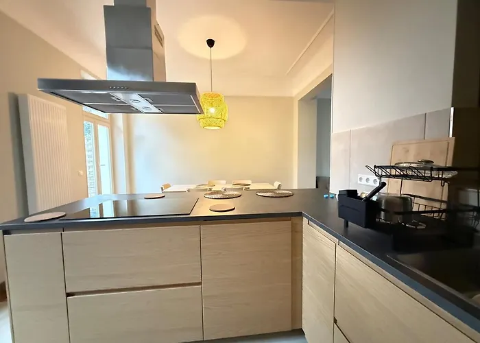 Le Gaston De Belair - 002 - 1st Floor - Shared Kitchen Schieren