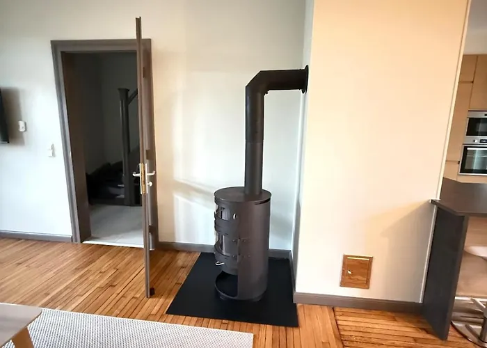 Le Gaston De Belair - 002 - 1st Floor - Shared Kitchen