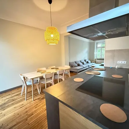 Le Gaston De Belair - 002 - 1st Floor - Shared Kitchen *