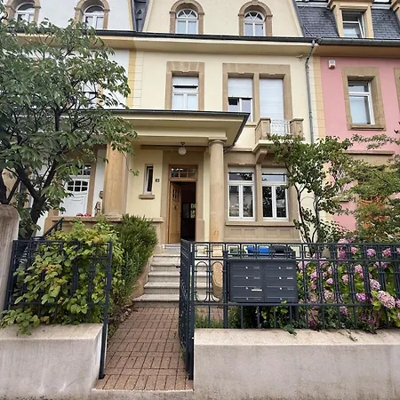 Le Gaston De Belair - 002 - 1st Floor - Shared Kitchen Schieren