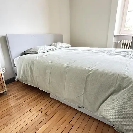 Le Gaston De Belair - 002 - 1st Floor - Shared Kitchen דירה