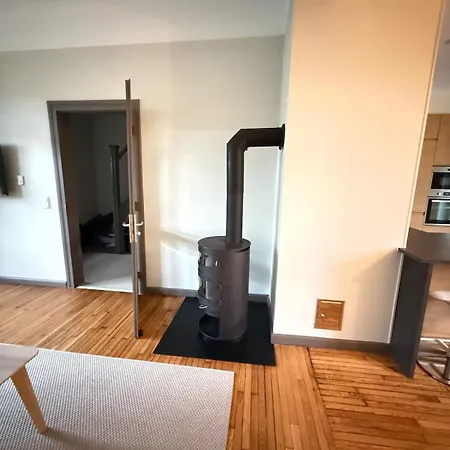 Le Gaston De Belair - 002 - 1st Floor - Shared Kitchen