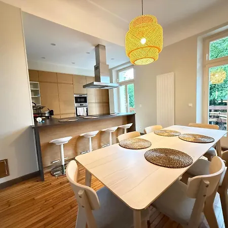 Le Gaston De Belair - 002 - 1st Floor - Shared Kitchen *