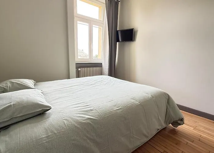 Le Gaston De Belair - 002 - 1st Floor - Shared Kitchen